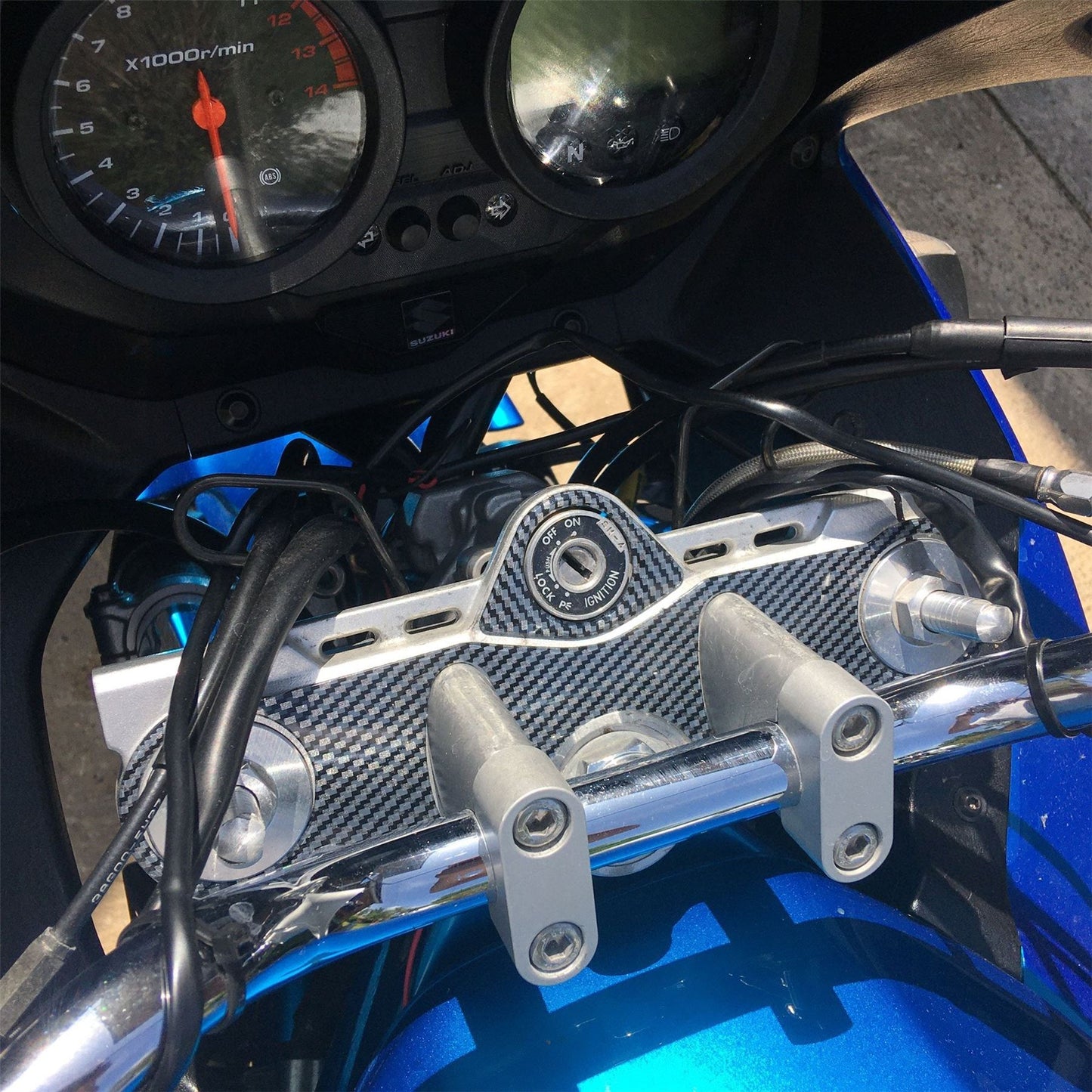 Pyramid Yoke Protector Cover Carbon Look for Suzuki GSF 650 Bandit 2007-2011