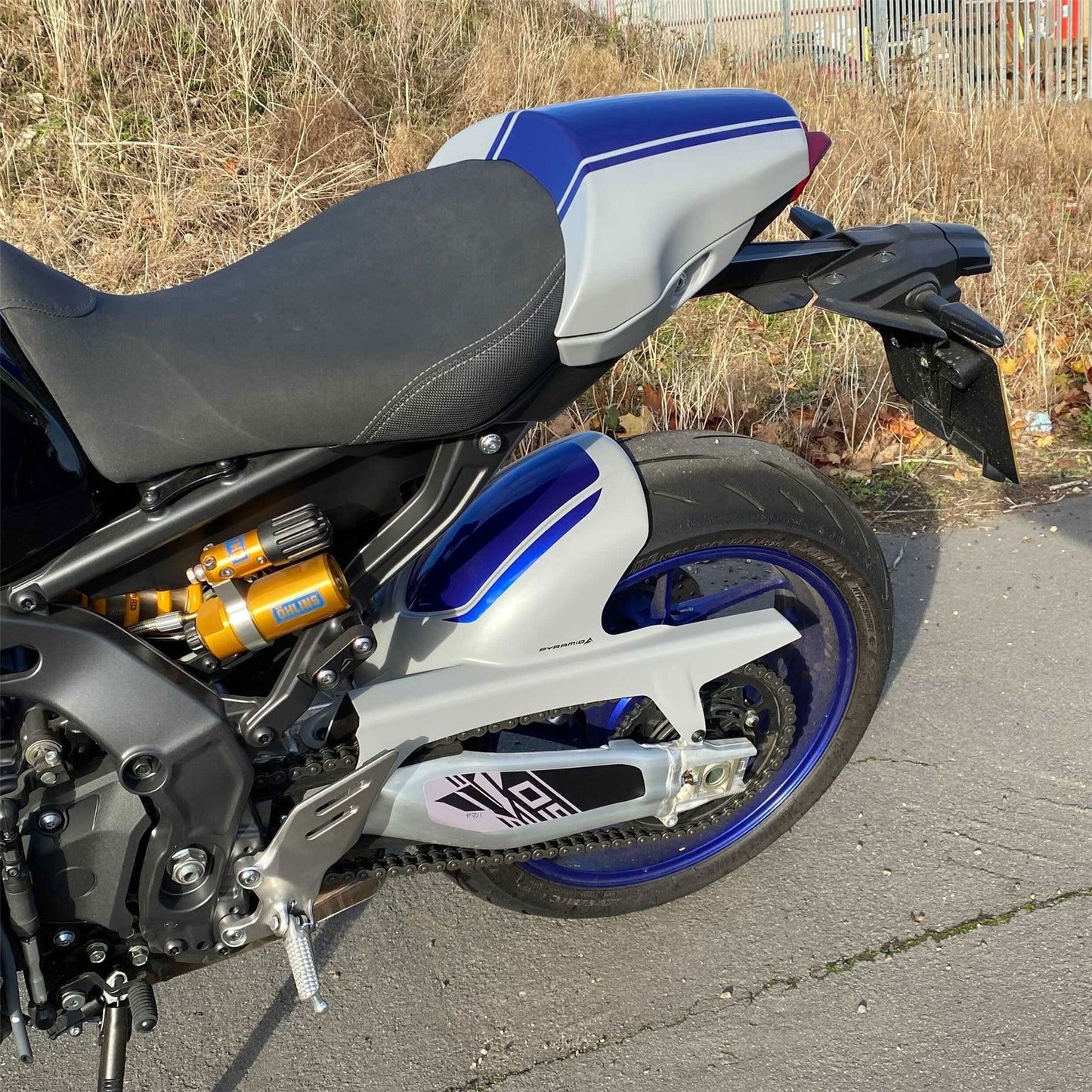 Pyramid Seat Cowl Icon Blue for Yamaha MT-09 2021 onward