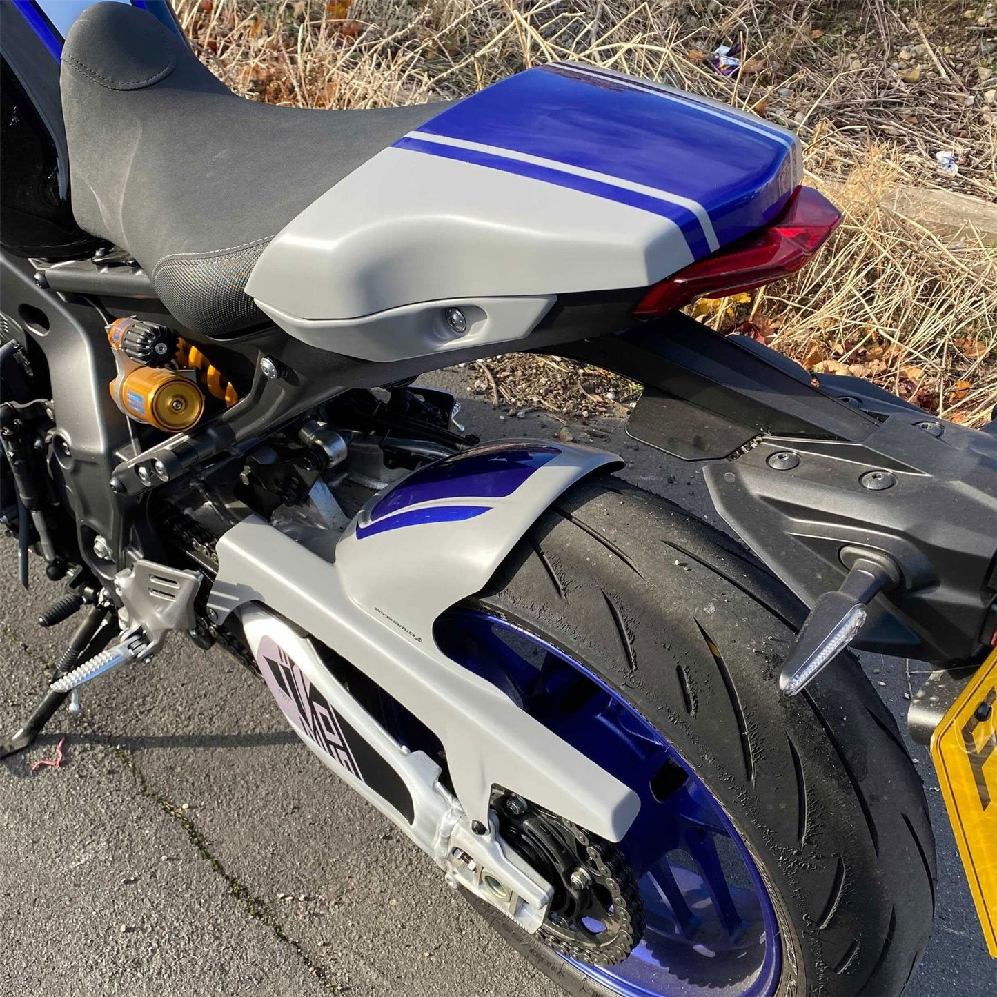 Pyramid Seat Cowl Icon Blue for Yamaha MT-09 2021 onward