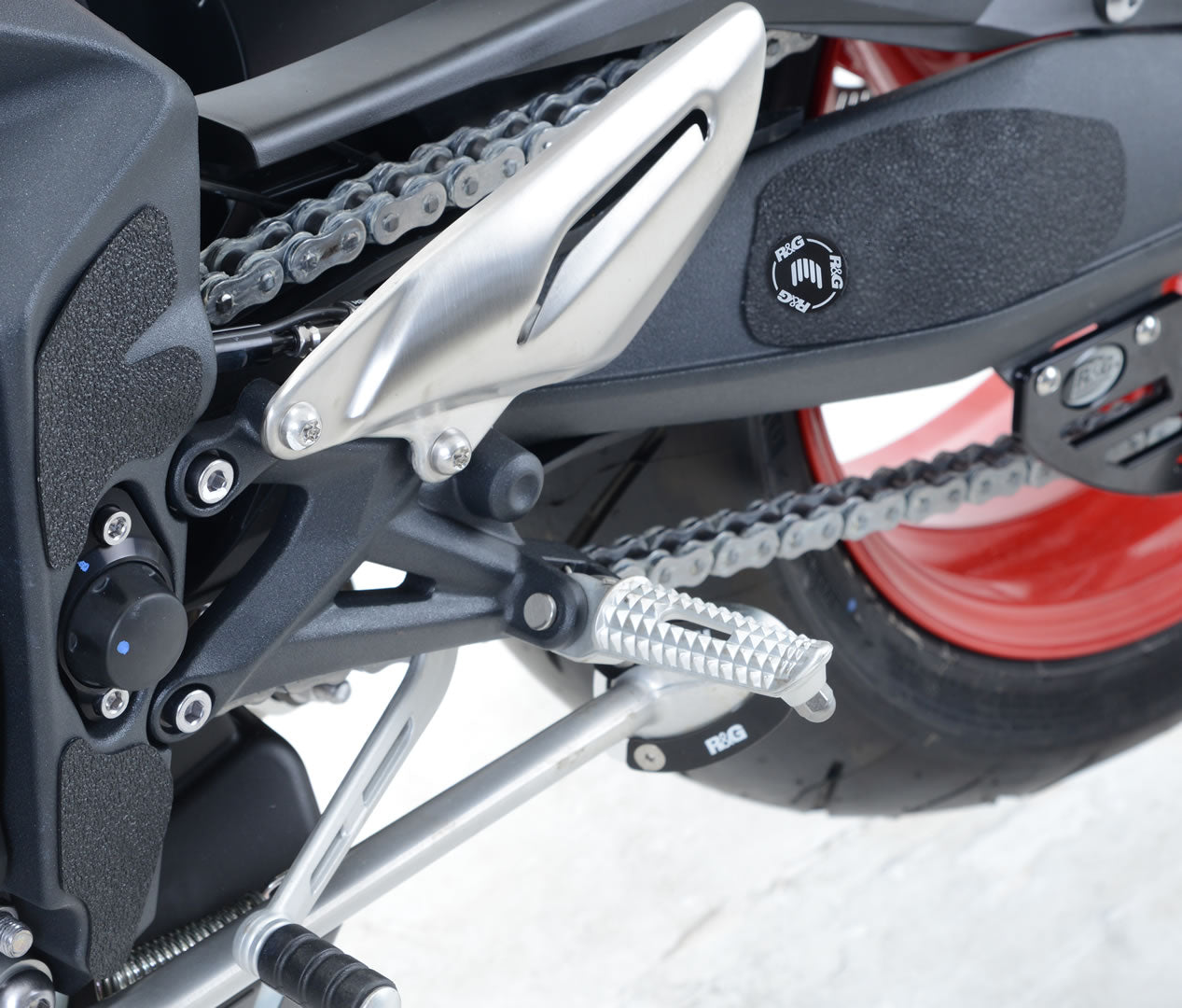 R&G Boot Guards for Triumph Street Triple 675 / R / RX 2013 2014 2015 2016