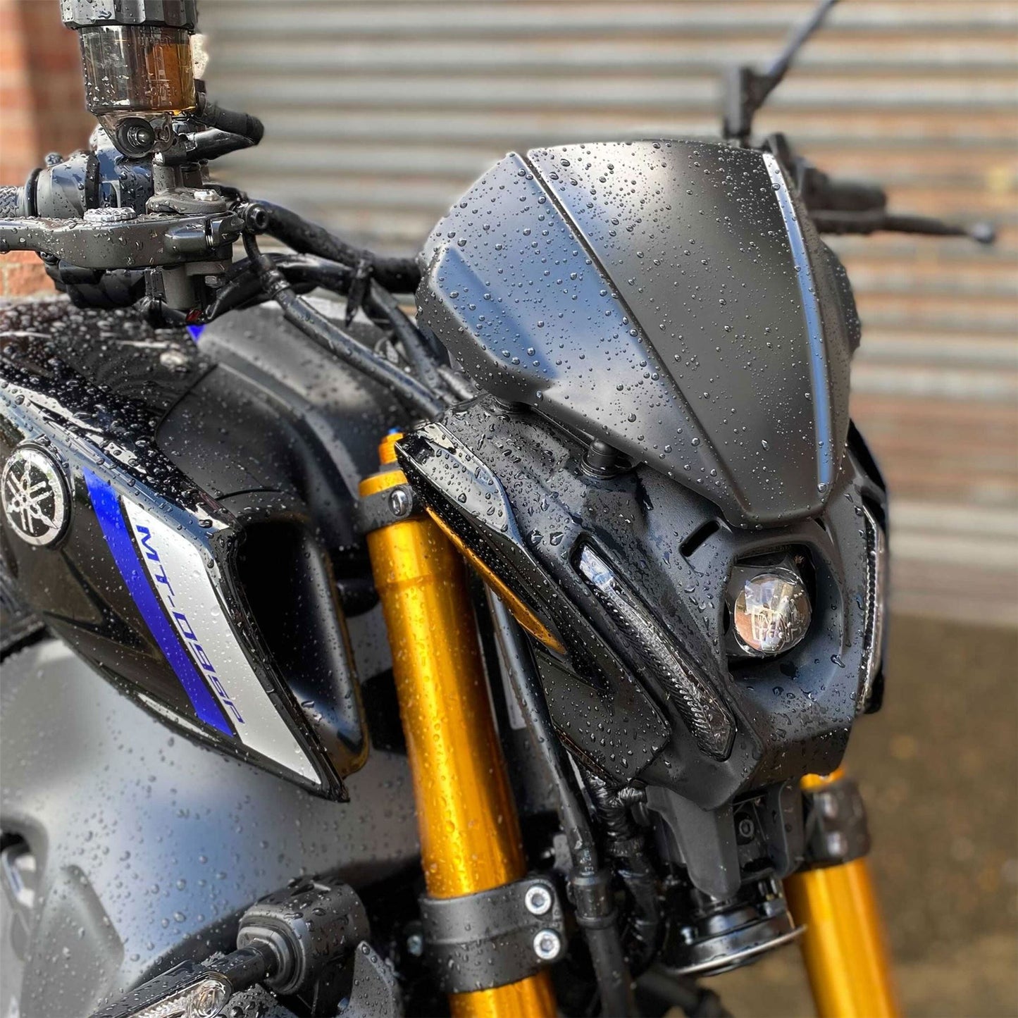Pyramid Fly Screen Icon Yamaha Blue for Yamaha MT-09 2021-