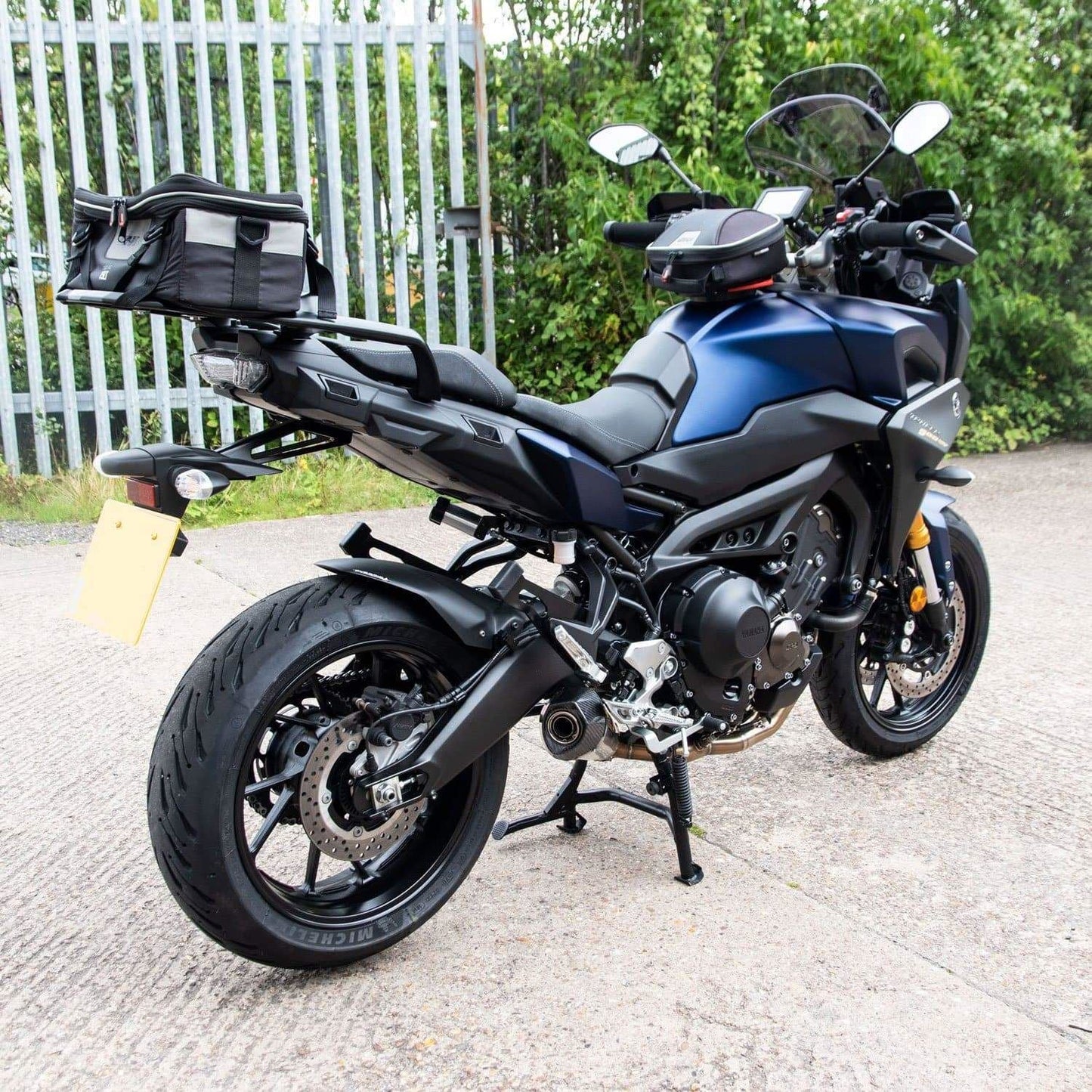 Pyramid Hugger Matte Black for Yamaha Tracer 900 / GT 2018 - 2020