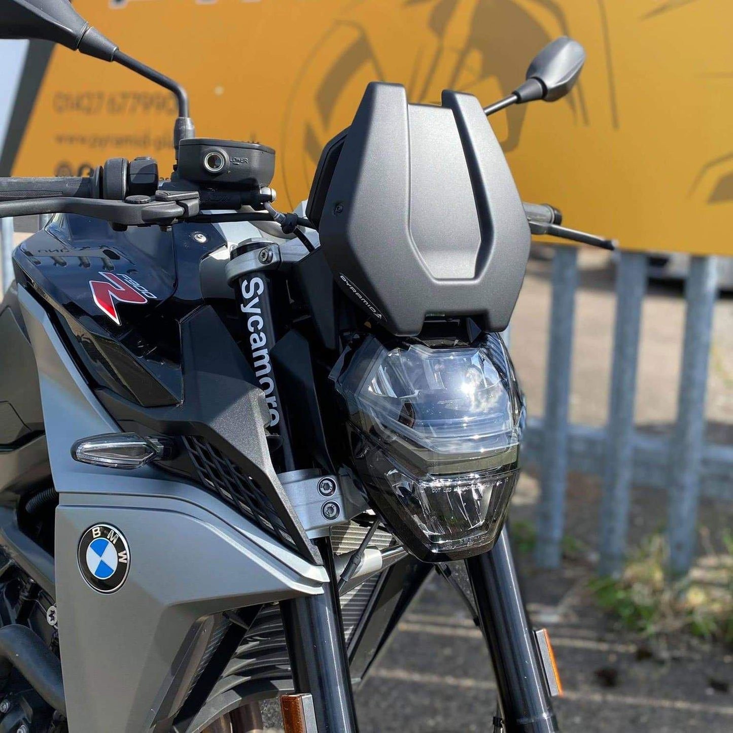 Pyramid Fly Screen Matte Black for BMW F900 R 2020-