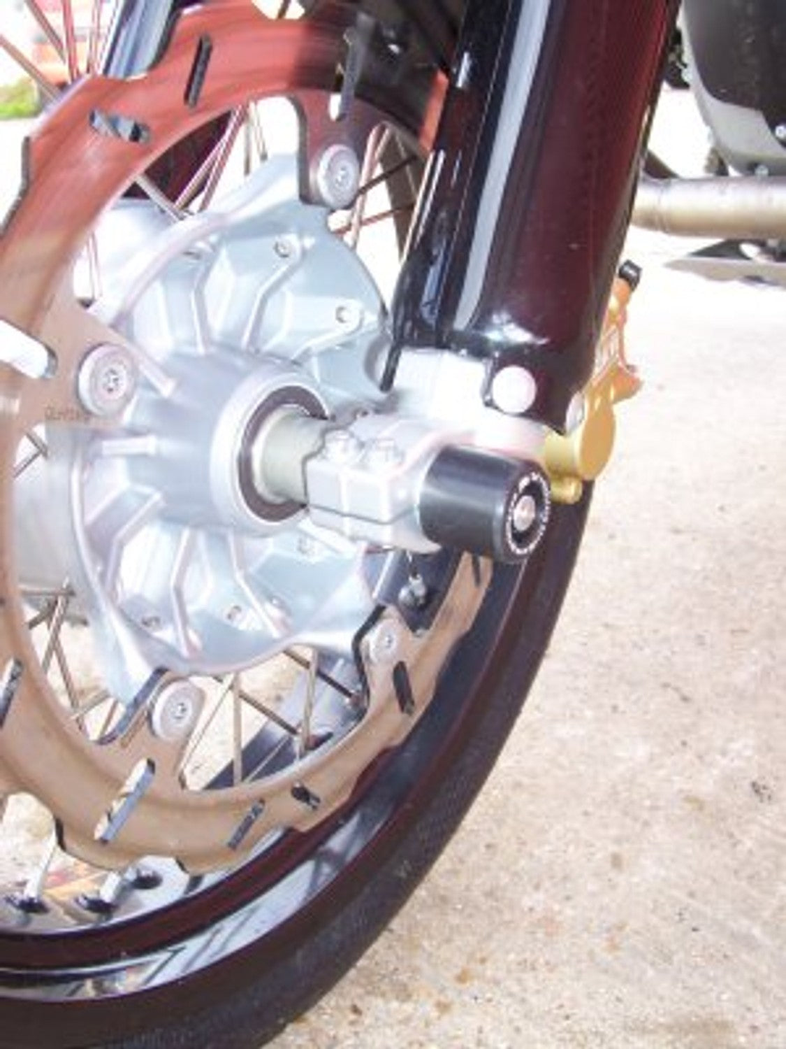 R&G Fork Protectors Black Bobbins for BMW R1200 HP2 2006 onward