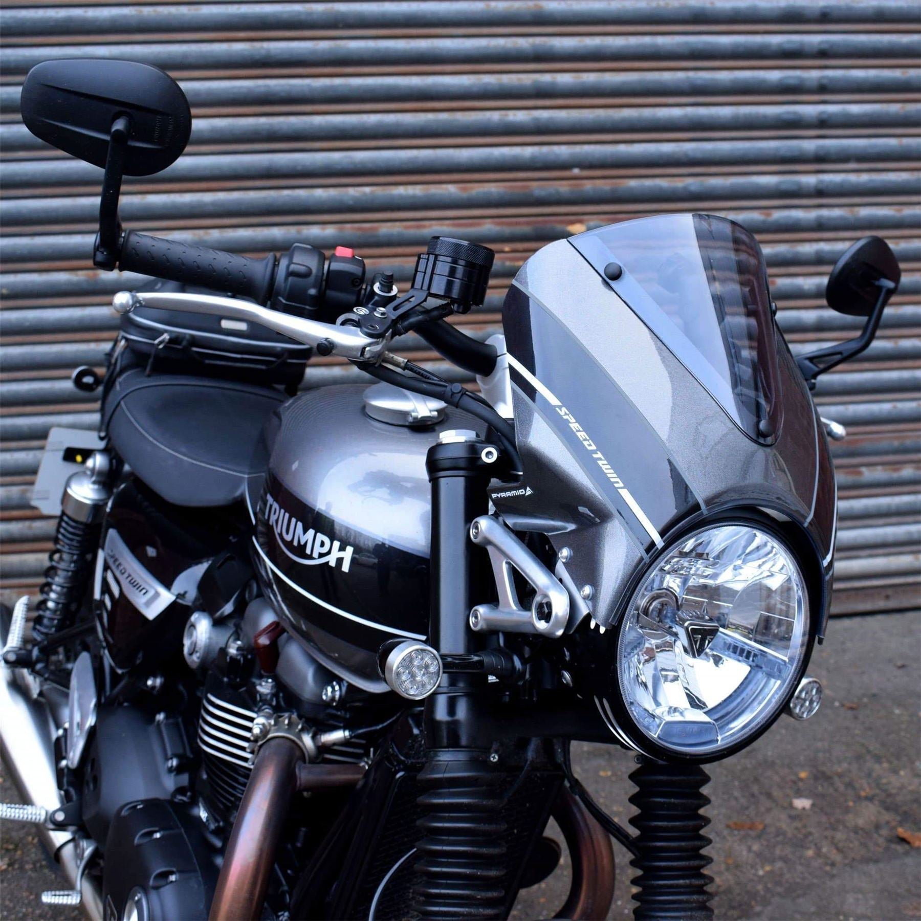 Triumph speed on sale twin windscreen