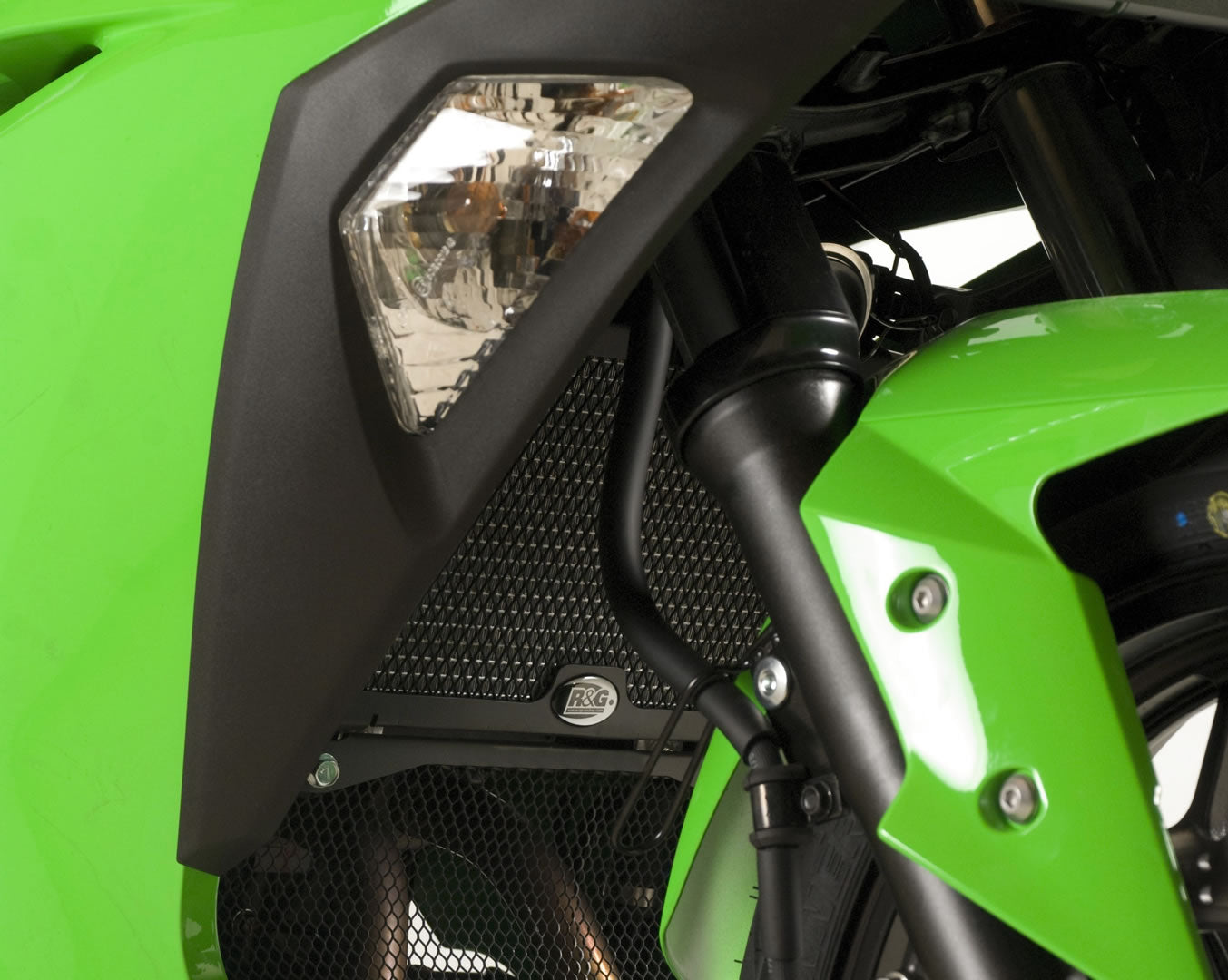 R&G Radiator Guard GREEN for Kawasaki Ninja 300 / 250 2008-2017 / Z250 2013-2018 / Z300