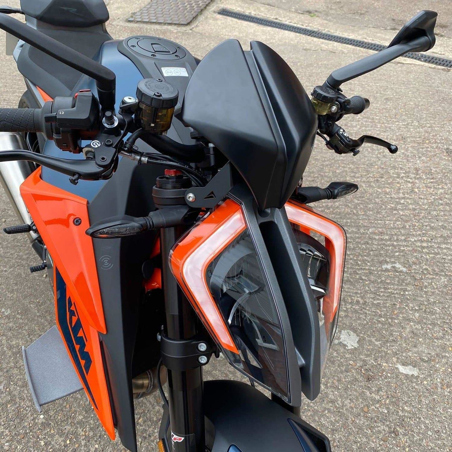 Pyramid Fly Screen Matte Black for KTM 1290 Superduke R 17- / RR 21- / R EVO 22