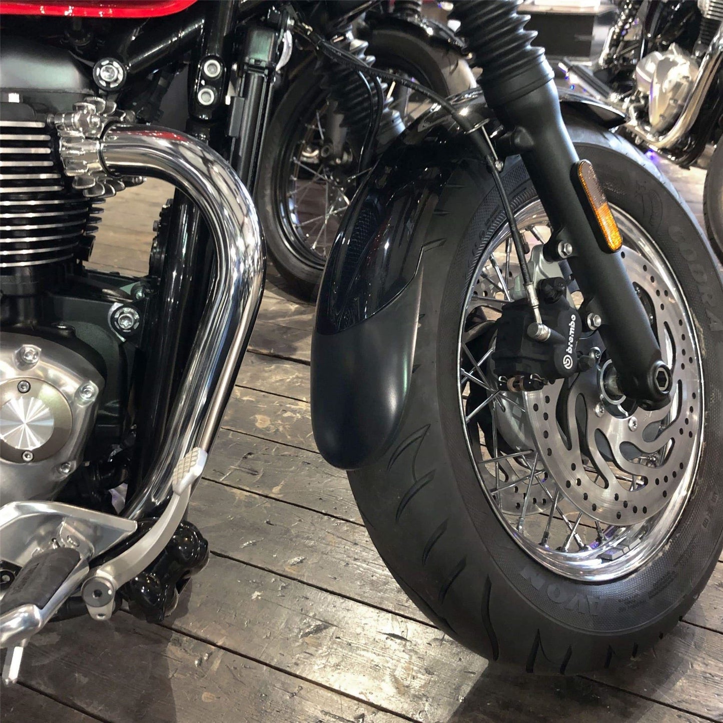 Pyramid Extenda Fenda Matte Black for Triumph Speedmaster / Bonneville 2018-