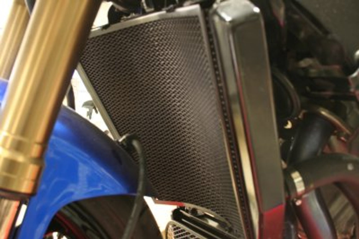 R&G Radiator Guard for Suzuki GSX R1000 K7 2007 - K8 2008