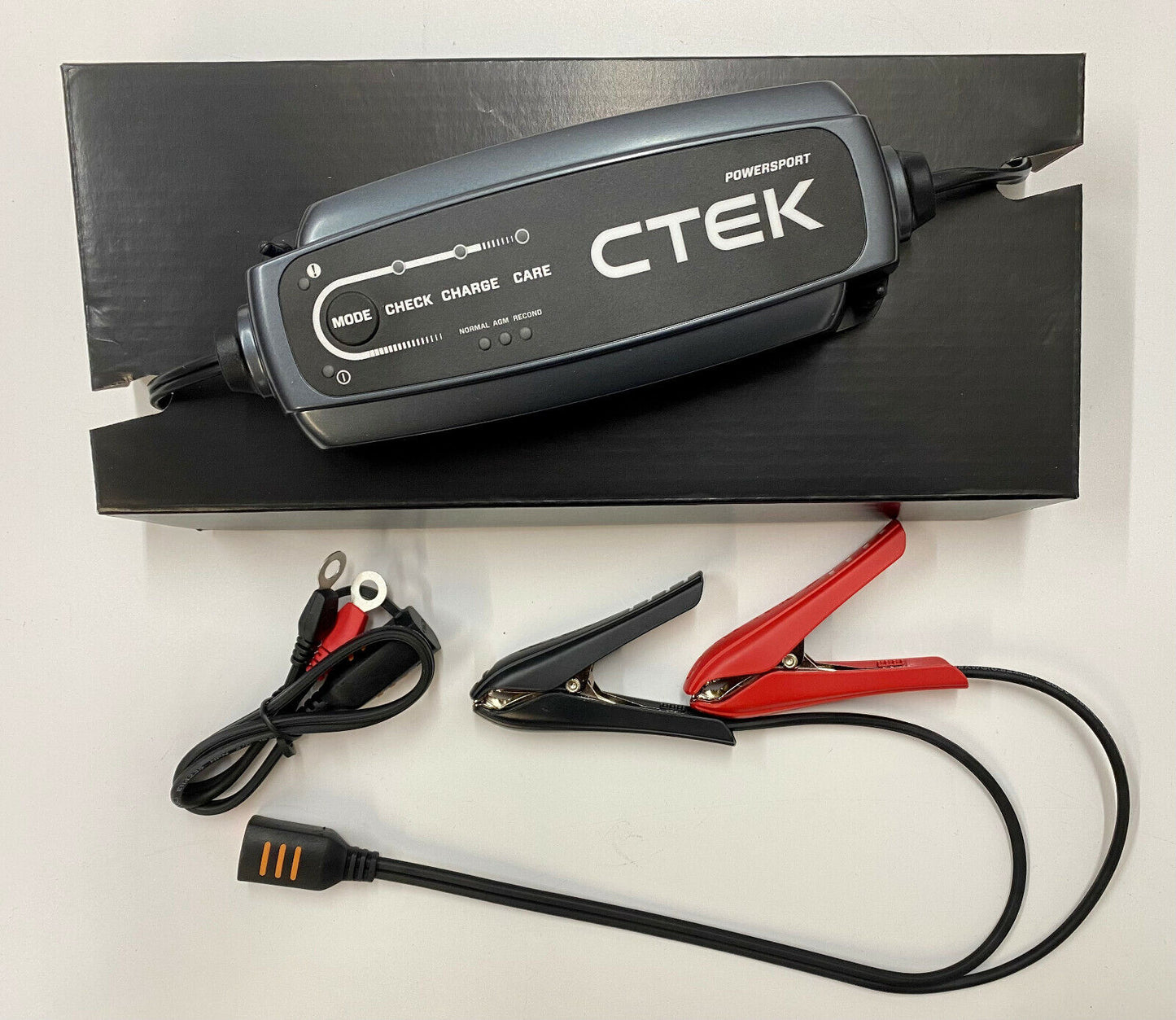 CTEK CT5 Powersport Battery Charger Maintainer 12V (Lead Acid Batteries  Only)